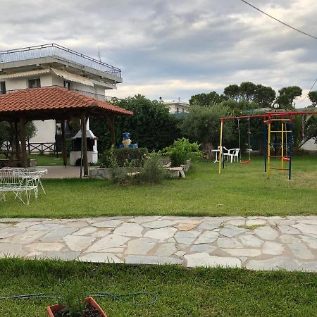 Thea Sea Apartment Nea Moudania Dış mekan fotoğraf