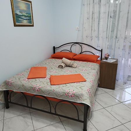 Thea Sea Apartment Nea Moudania Dış mekan fotoğraf