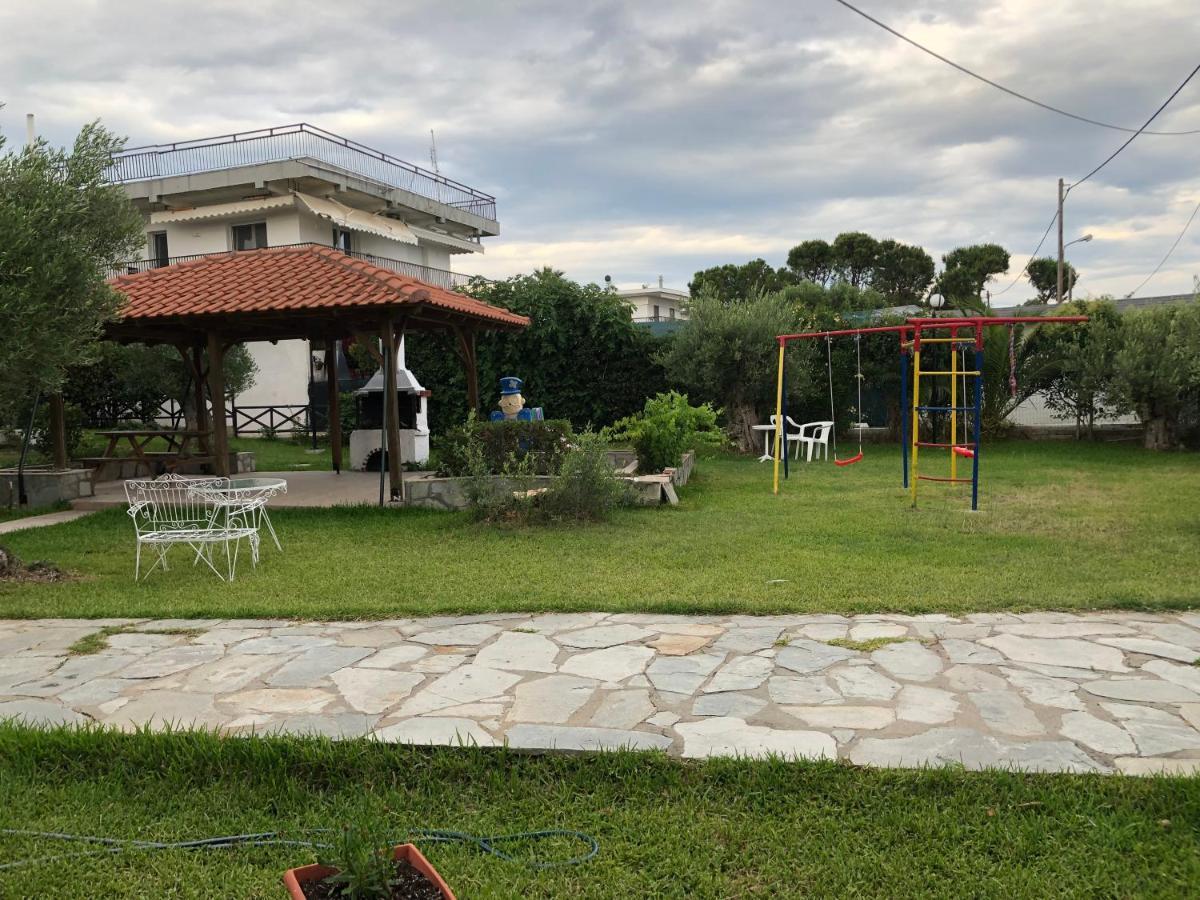 Thea Sea Apartment Nea Moudania Dış mekan fotoğraf