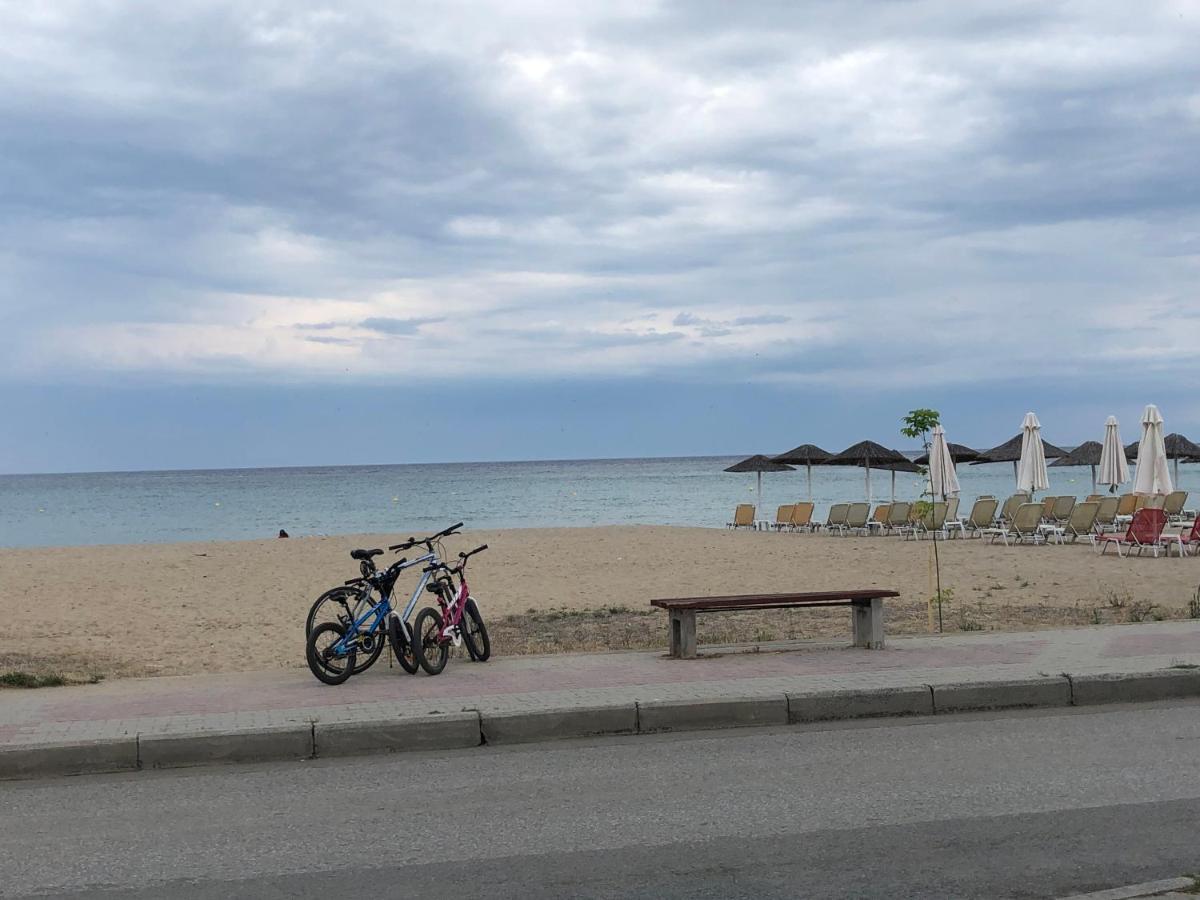 Thea Sea Apartment Nea Moudania Dış mekan fotoğraf